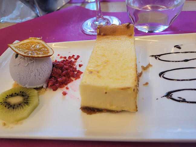 C. de Irunlarrea, 13B, 31008 Pamplona, Navarra