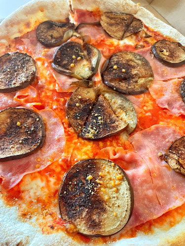 Comments and reviews of Pizzeria La Tarantella