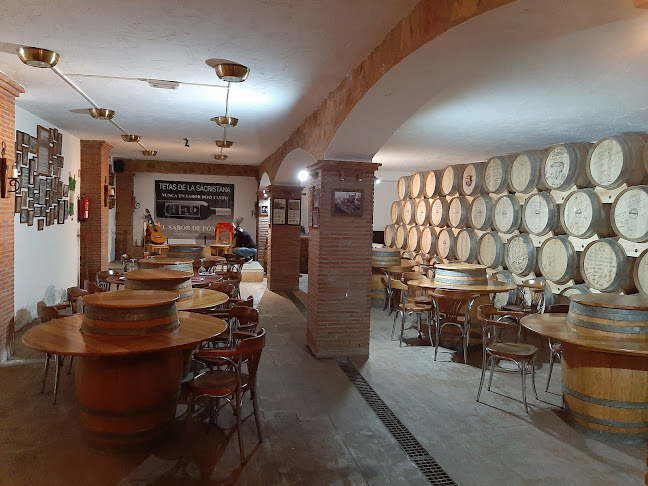 Opinii despre Vinos Tetas De La Sacristana în Fondón - Gastronomía y hostelería