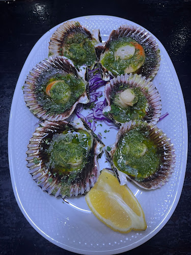 555 Restaurante puerto - Gastronomía y hostelería