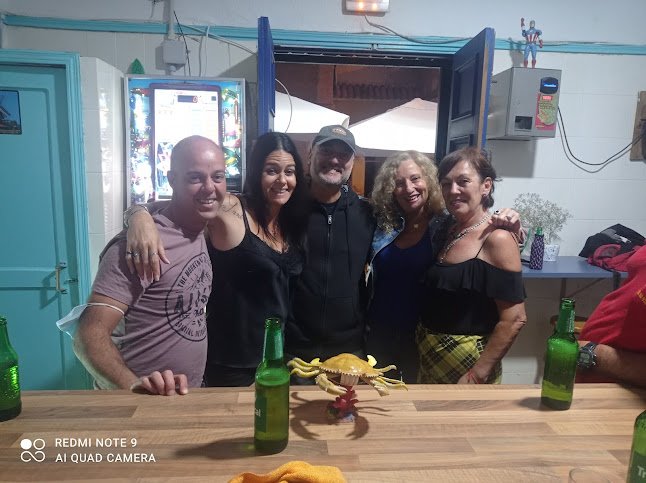 Bodegon Los Pescaitos Phone number