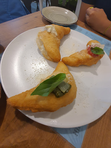 C. Burguete, 28, Fuencarral-El Pardo, 28050 Madrid