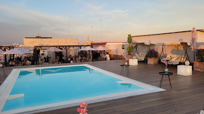 C. Pagés del Corro, 90, B, 41010 Sevilla