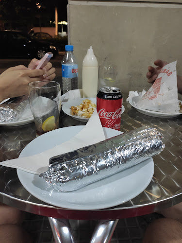 Three Star Dŏner Pizzeria La Llagosta Phone number