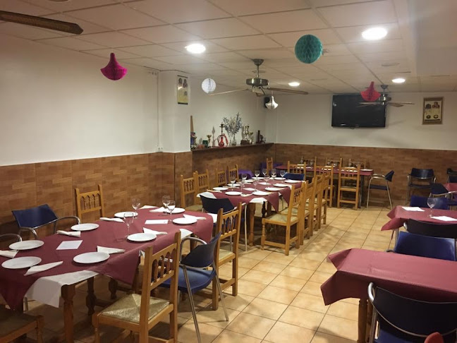 Cafeteria keops Open Times