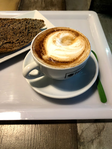 C. de Santa Leonor, 65, San Blas-Canillejas, 28037 Madrid