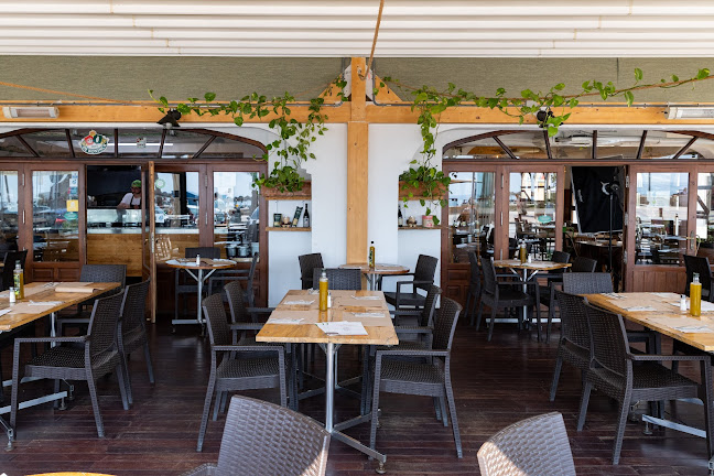 P.º Marítimo Rey de España, 80, 29640 Fuengirola, Málaga