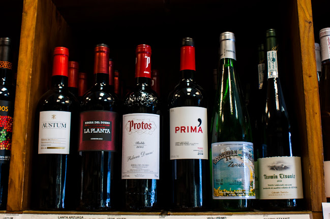 Av. Iparralde, 49, 20302 Irun, Gipuzkoa