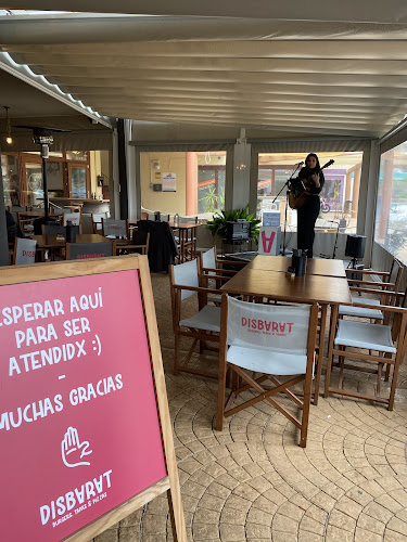 Comments and reviews of Disbarat Menorca - Hamburgueseria en Maó