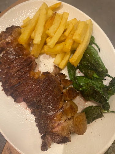 C. Harinas, 20, Casco Antiguo, 41001 Sevilla