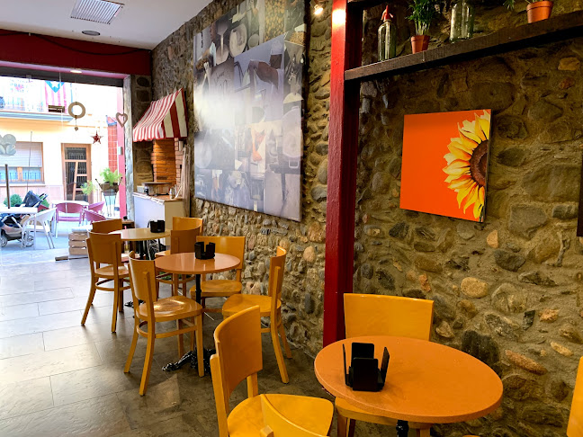 Opinii despre Gelateria La Jijonenca în Sant Celoni - Gastronomía y hostelería