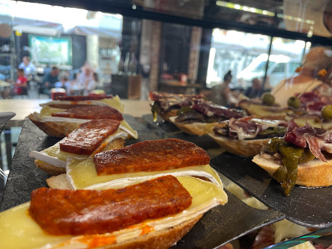 La Fábrica Del Pernil - Gastronomía y hostelería