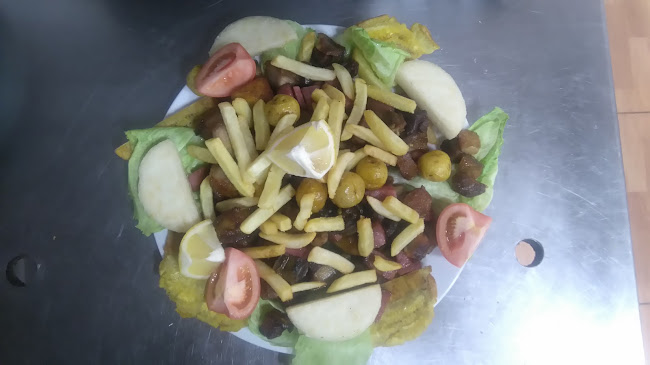 C/ de la Fonteta de Sant Lluís, 22, Quatre Carreres, 46006 València, Valencia