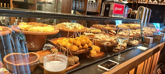 Zaharra - Plaza nueva