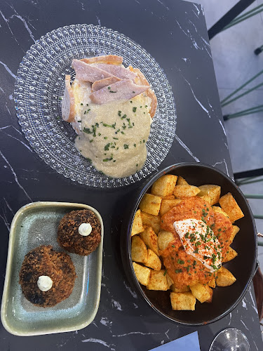 Carrer de Mossèn Femenia, 15, Bajo Derecha, Ensanche, 46006 Valencia