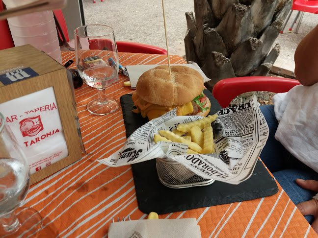 La Taronja restaurante Phone number