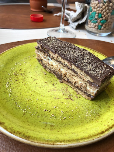 C. Felipe Menéndez, 7, Centro, 33206 Gijón, Asturias