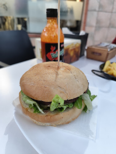 Opinii despre Tapikín Café Bar în Gijón - Gastronomía y hostelería