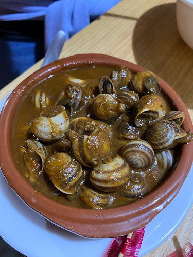 Opinii despre Bar Elcano los caracoles în Sevilla - Gastronomía y hostelería
