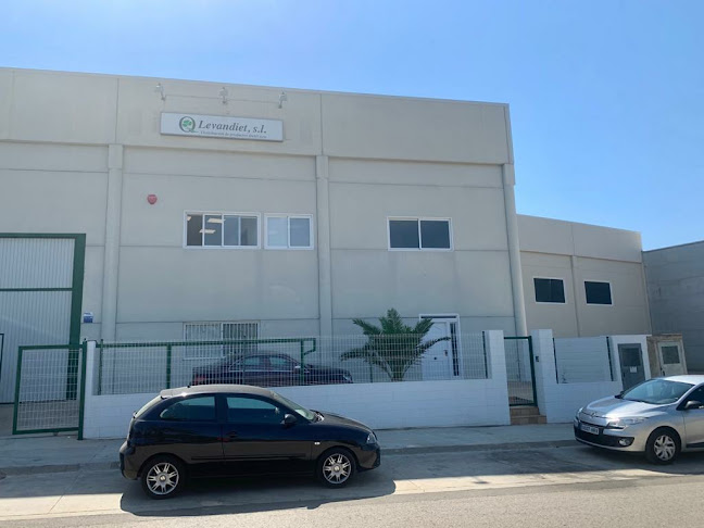 Carrer dels Obrers, 3, 46192 Montserrat, Valencia