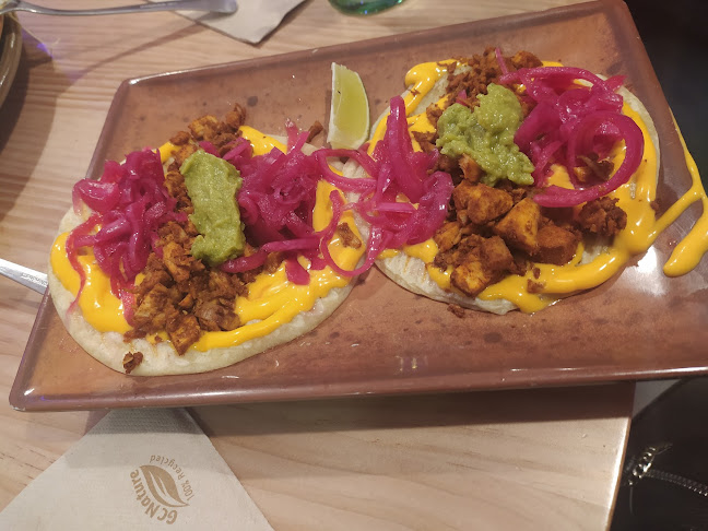 Comments and reviews of LA CALLEJERA - TRIBU TAPERA