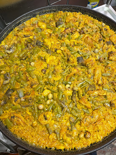 Opinii despre RAICES Bar & Heladeria în Benetússer - Gastronomía y hostelería