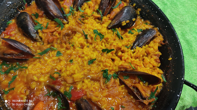 Comments and reviews of Com Sempre