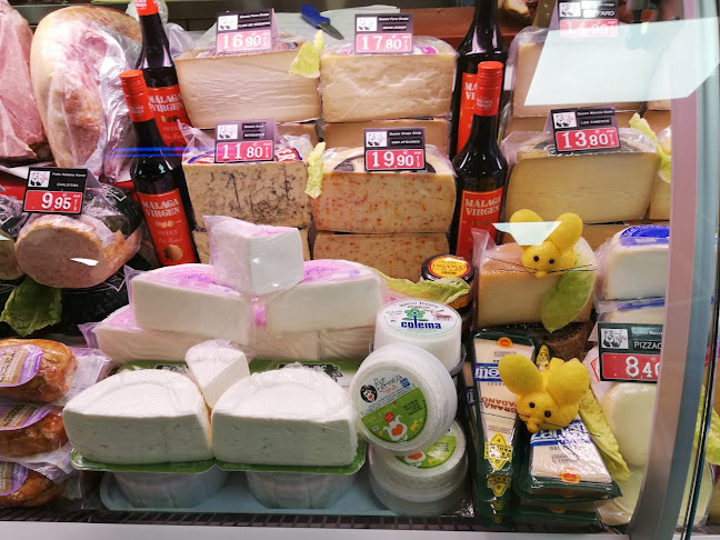 Charcutería Carnicería Jamonería La Pechá - Málaga