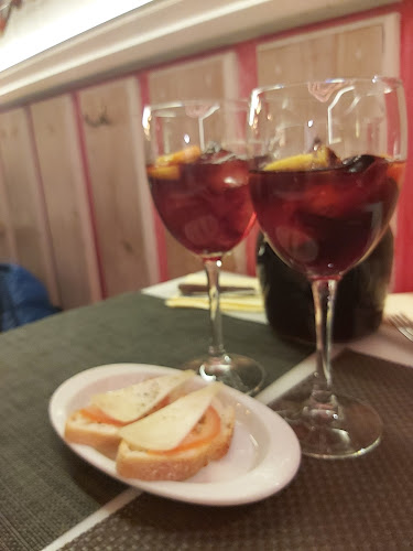 Cruz de Malta - Gastronomía y hostelería