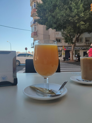 Cafe Bar Los Cuatro Puntales - Gastronomía y hostelería