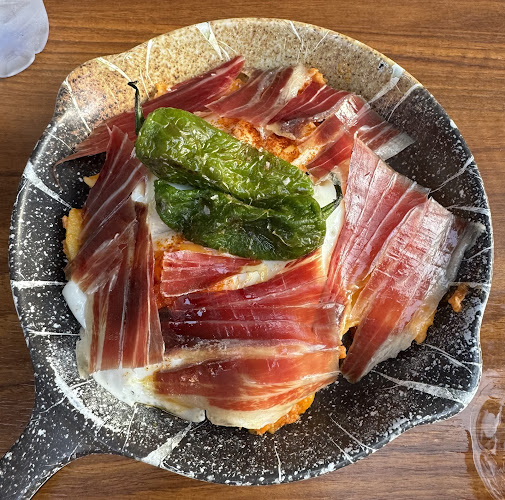 CASA MANOLO TAPAS BAR SEVILLANO