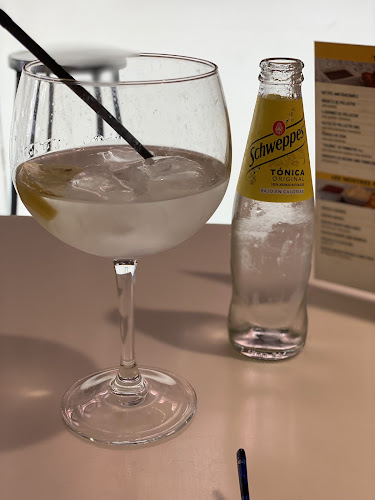 Opinii despre TALLER DE FRANKFURTS HORA PUNTA DEU I MATA în Barcelona - Gastronomía y hostelería