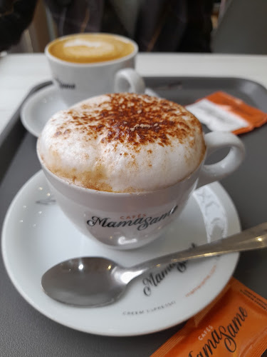 Carrer 8 de març # 42, 08950 Esplugues de Llobregat, Barcelona