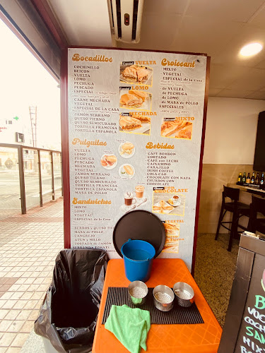 Bar Cafetería Carlos V - Carrizal