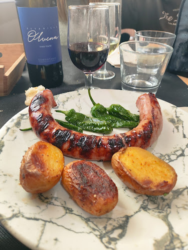 Comments and reviews of Las Melias