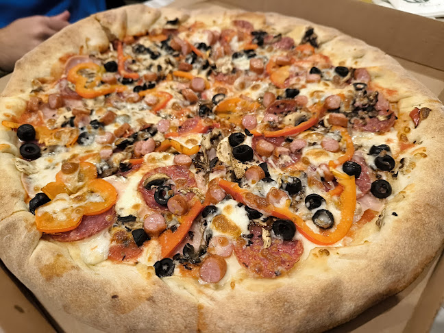 Maestro Pizza & Bocadillos