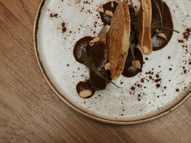 Ataula Gastrobar Open Times