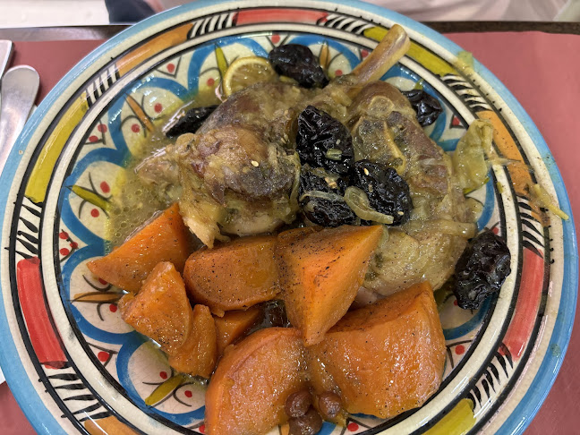 Comments and reviews of Paloma Blanca