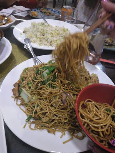 Restaurante Chino Min Dou Open Times