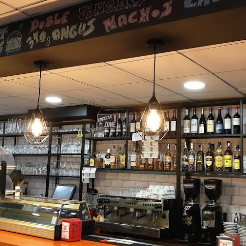 La Taronja restaurante Phone number