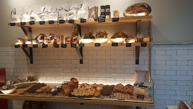 Comments and reviews of Panadería Mamia