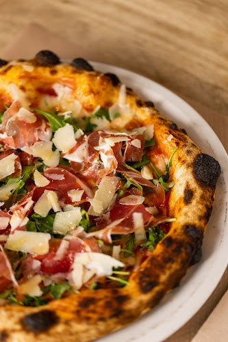 Opinii despre Pizzería La Primavera în Fuengirola - Gastronomía y hostelería