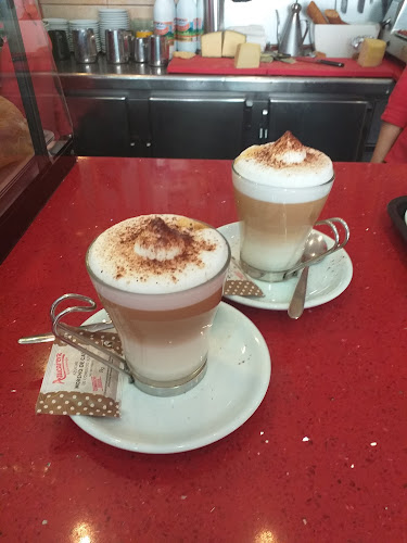 La Perla Montgat Fleca Cafeteria