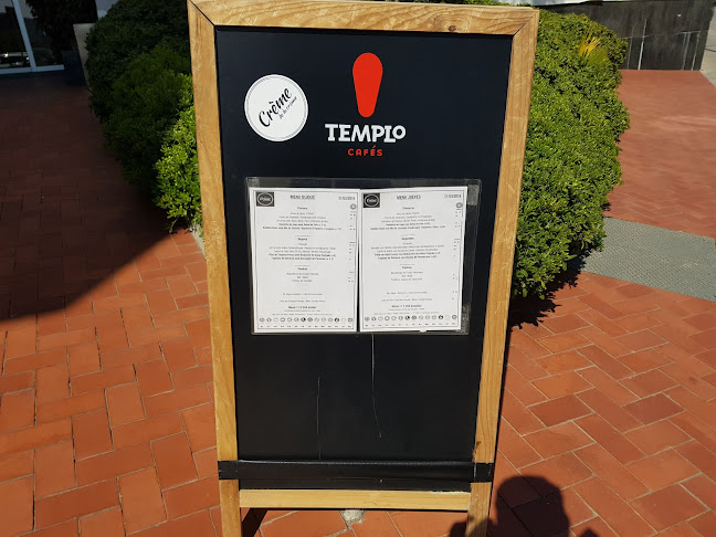 Bistro Creme de la Creme