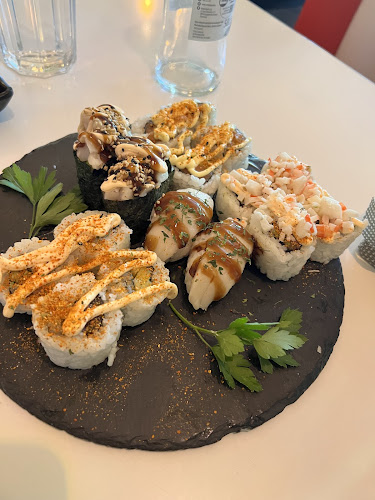 Restaurante L.San Sushi Ramen - Sevilla
