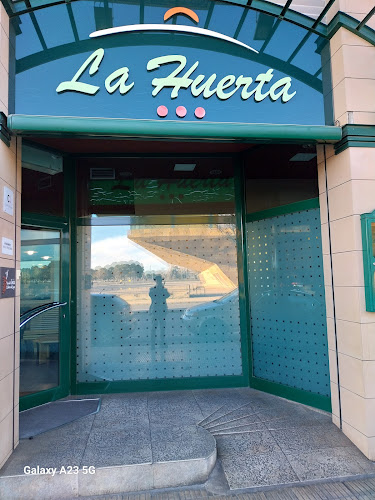 Comments and reviews of La Huerta