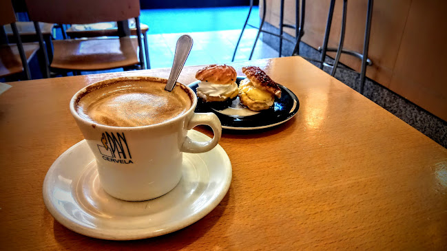 Panadería Cervela Open Times