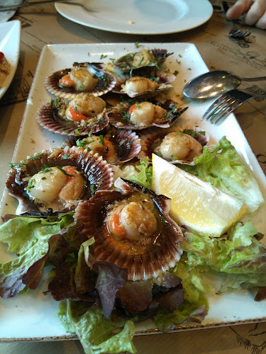 Av. de José Manuel Palacio Álvarez, 42, Gijon-Oeste, 33212 Gijón, Asturias