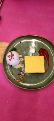 C. de Irunlarrea, 13B, 31008 Pamplona, Navarra