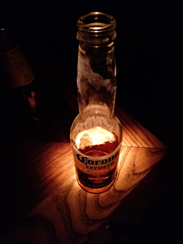 Intruso Bar Phone number